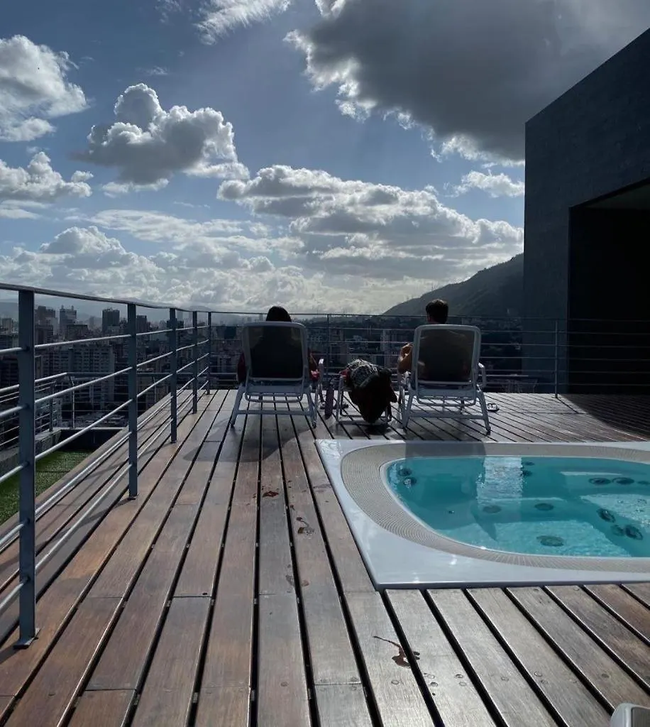 Apartamento De Lujo 2 H 2 B Vistas De Todas Las Caracas