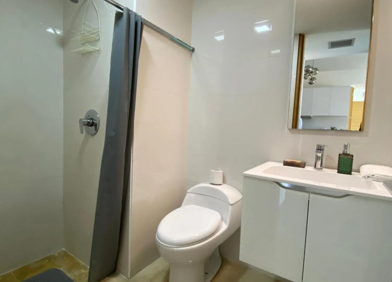 Apartamento De Lujo 2 H 2 B Vistas De Todas Las Caracas 0*,