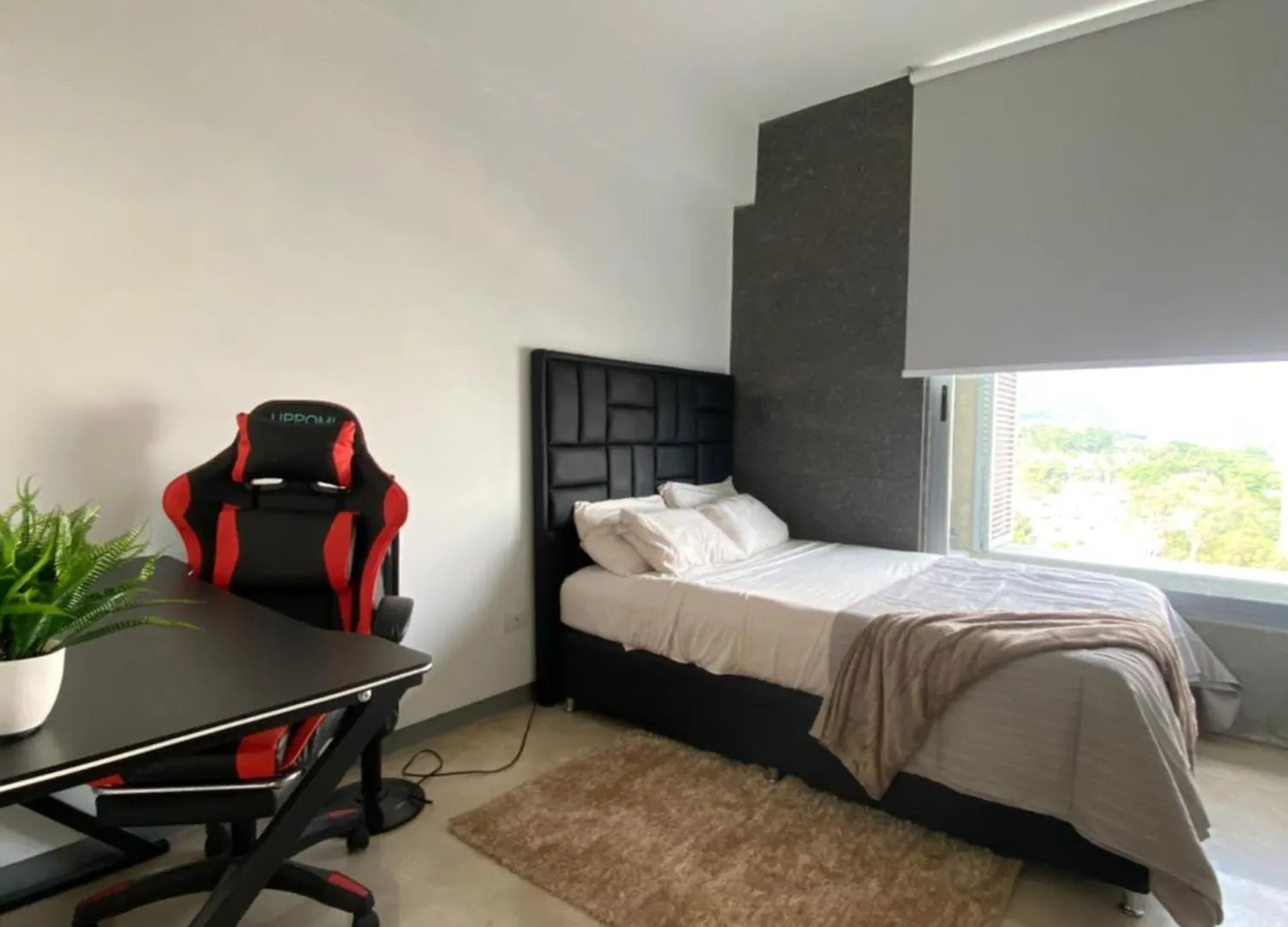 Apartamento De Lujo 2 H 2 B Vistas De Todas Las Caracas Venezuela